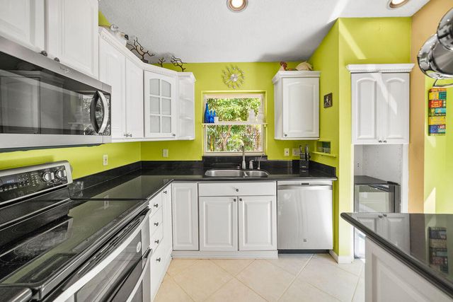 1256 Lake Breeze Drive, Wellington, FL 33414