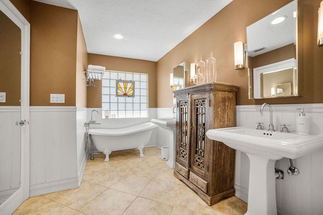 1256 Lake Breeze Drive, Wellington, FL 33414