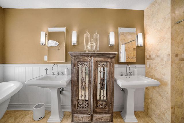 1256 Lake Breeze Drive, Wellington, FL 33414