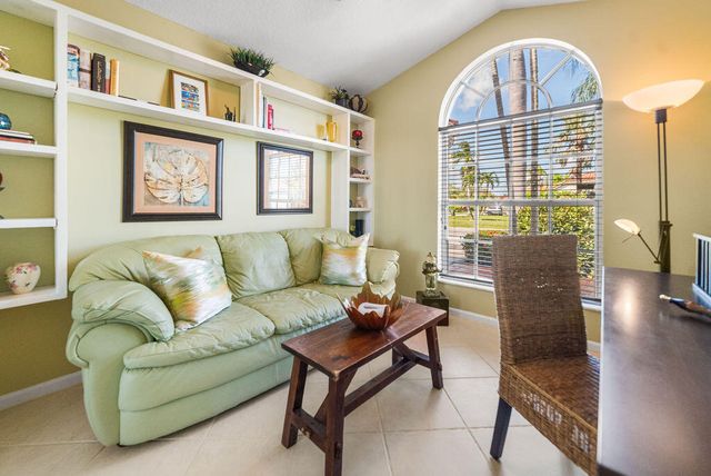 1256 Lake Breeze Drive, Wellington, FL 33414