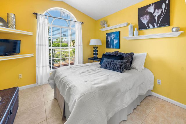 1256 Lake Breeze Drive, Wellington, FL 33414