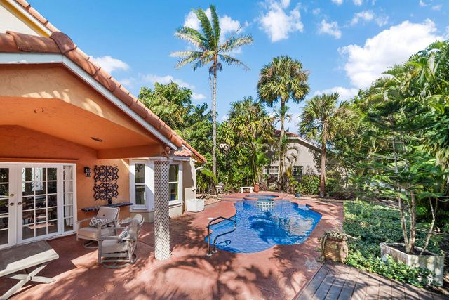 1256 Lake Breeze Drive, Wellington, FL 33414