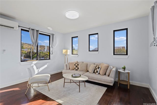 92-1266 Hookeha Street, Kapolei, HI 96707