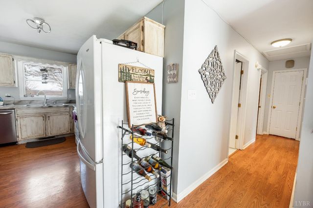 3105 Horseshoe Road, Appomattox, VA 24522