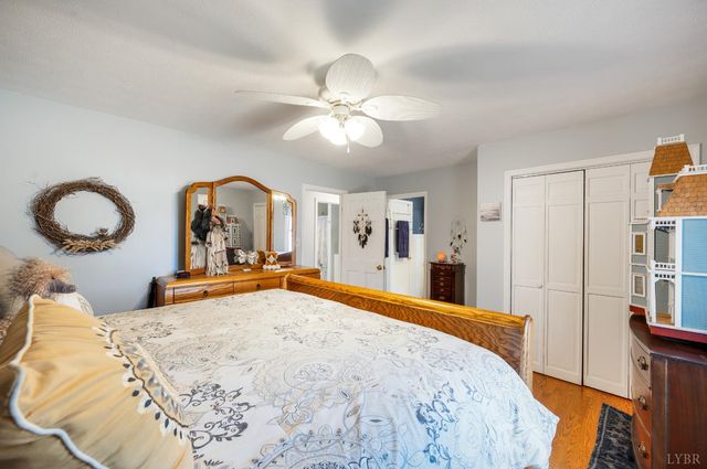 3105 Horseshoe Road, Appomattox, VA 24522