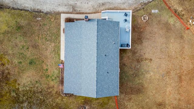 3105 Horseshoe Road, Appomattox, VA 24522