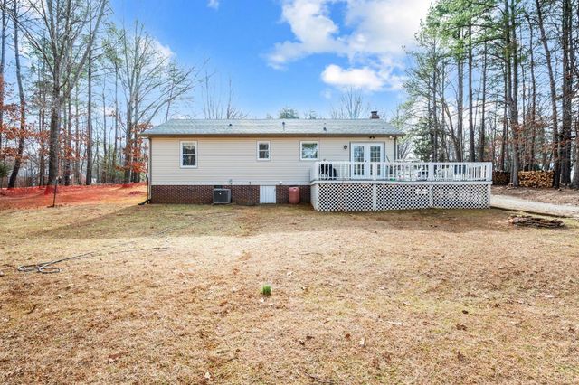 3105 Horseshoe Road, Appomattox, VA 24522