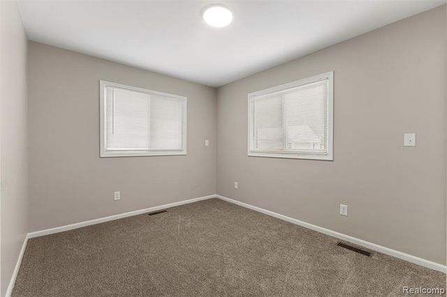 1640 Kingsbury Avenue, Dearborn, MI 48128