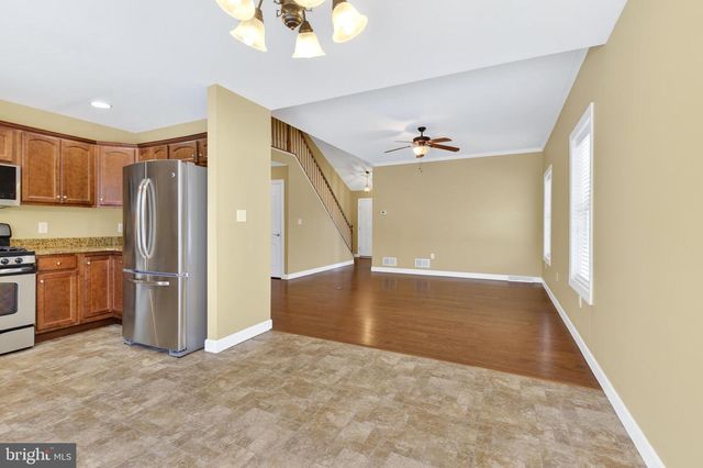 5315 OAK LEAF DR, Mount Joy, PA 17552