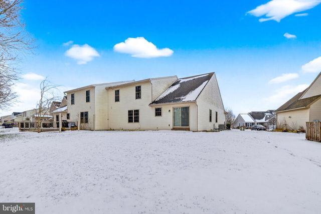 5315 OAK LEAF DR, Mount Joy, PA 17552