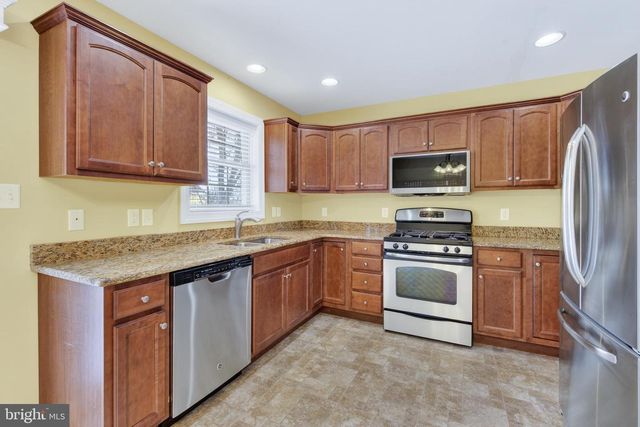 5315 OAK LEAF DR, Mount Joy, PA 17552