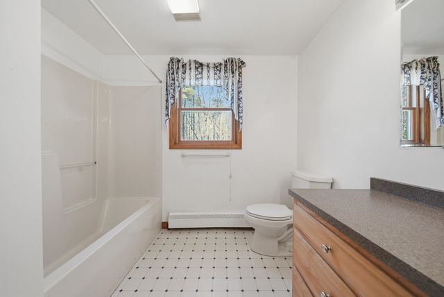 160 Copp Drive, Fremont, NH 03044