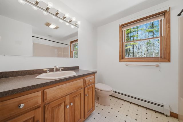 160 Copp Drive, Fremont, NH 03044
