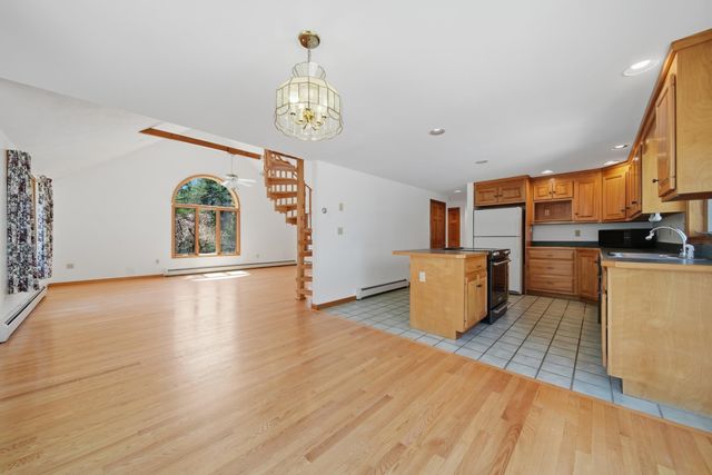 160 Copp Drive, Fremont, NH 03044