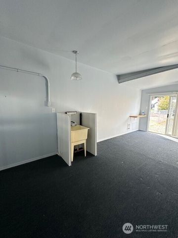 14 Leitch Place, Coupeville, WA 98239