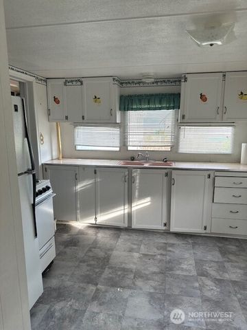 14 Leitch Place, Coupeville, WA 98239