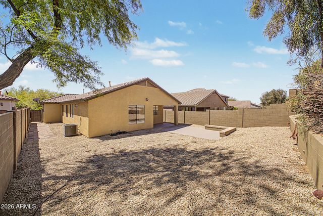 2618 W WAYNE Lane, Anthem, AZ 85086