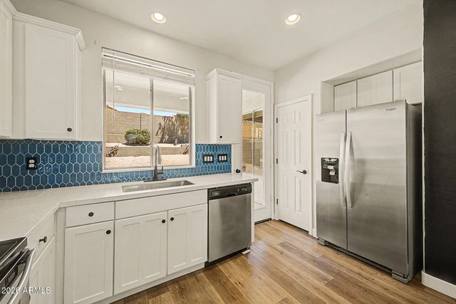 2618 W WAYNE Lane, Anthem, AZ 85086