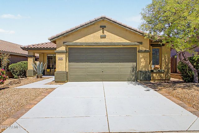 2618 W WAYNE Lane, Anthem, AZ 85086