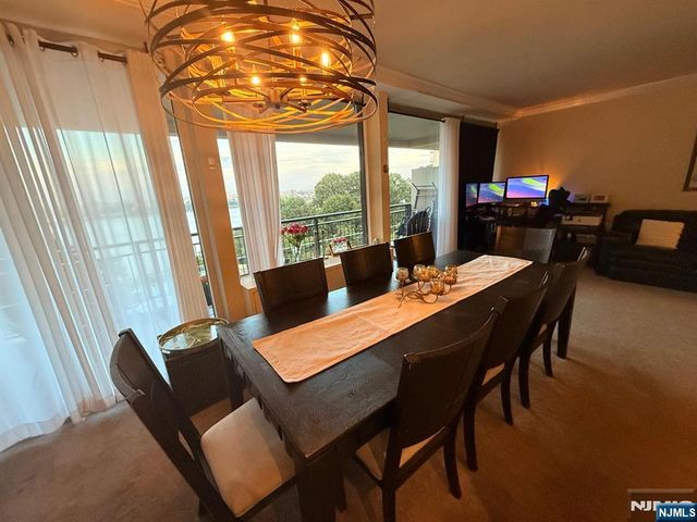 2 Horizon 628, Fort Lee, NJ 07024