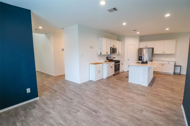 22202 Palladium Drive, Hockley, TX 77447