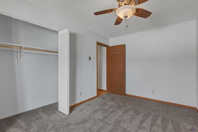 2003 RUSSET LN, Rapid City, SD 57703