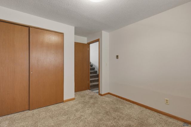 2003 RUSSET LN, Rapid City, SD 57703