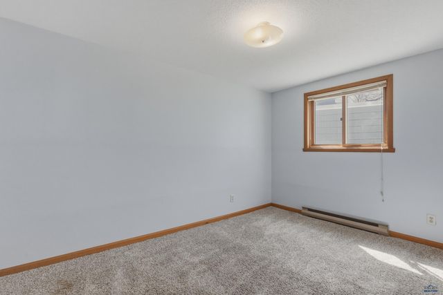 2003 RUSSET LN, Rapid City, SD 57703
