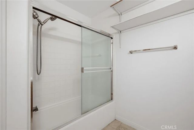 9610 Zelzah Avenue 203, Los Angeles, CA 91325