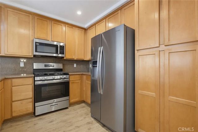 9610 Zelzah Avenue 203, Los Angeles, CA 91325