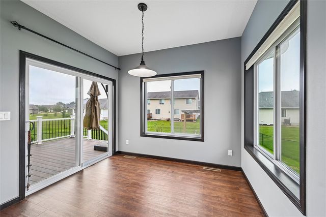 1105 Deer Run Drive NE, Cedar Rapids, IA 52402