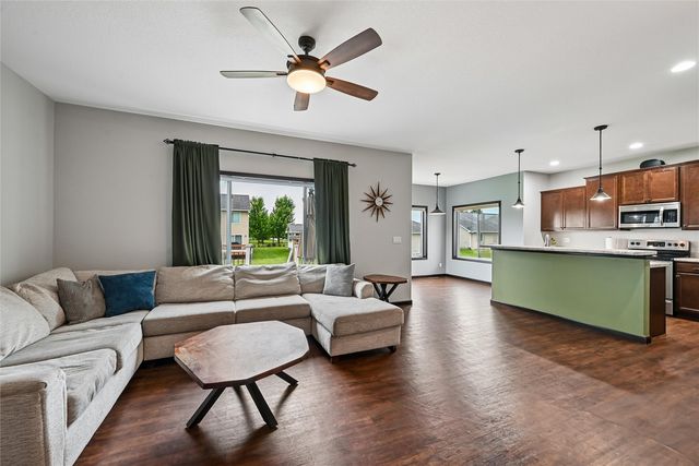 1105 Deer Run Drive NE, Cedar Rapids, IA 52402