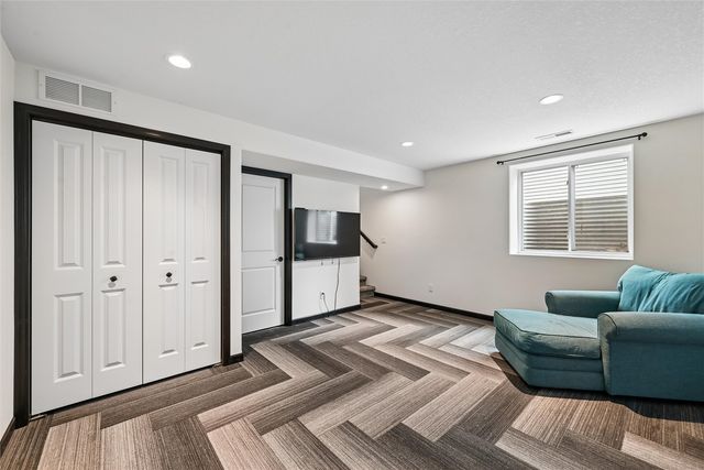 1105 Deer Run Drive NE, Cedar Rapids, IA 52402