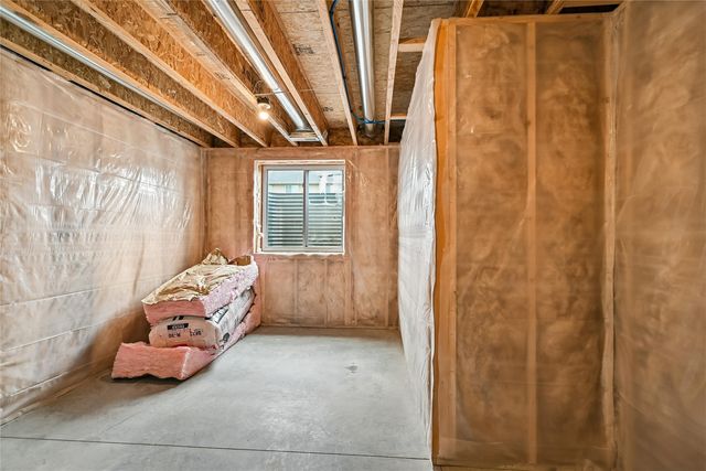 1105 Deer Run Drive NE, Cedar Rapids, IA 52402
