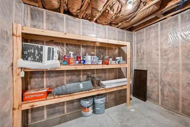 1105 Deer Run Drive NE, Cedar Rapids, IA 52402