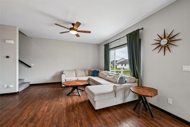 1105 Deer Run Drive NE, Cedar Rapids, IA 52402