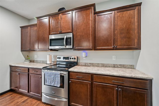 1105 Deer Run Drive NE, Cedar Rapids, IA 52402
