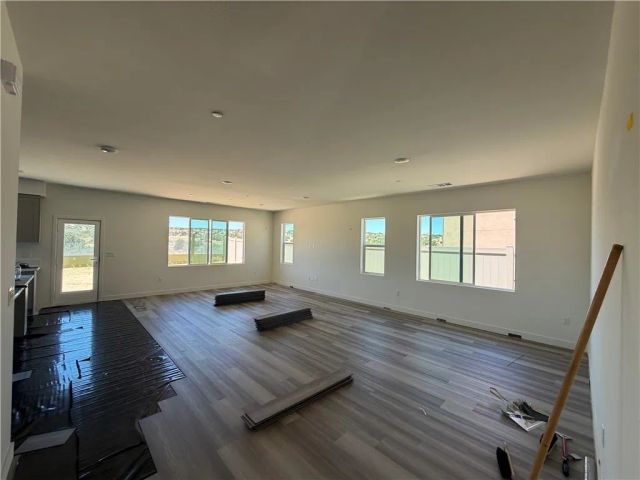 6470 Marblebrook Avenue, Hesperia, CA 92345