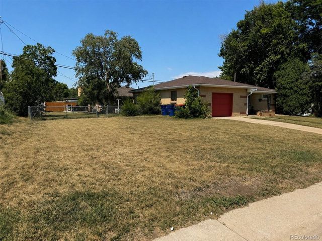 705 W 1st Ave, Broomfield, CO 80020