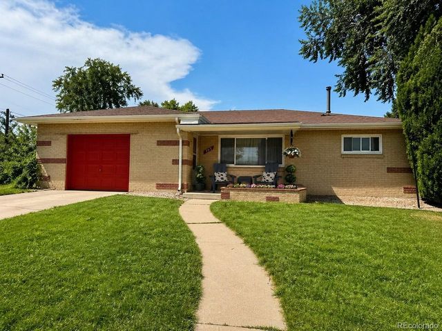705 W 1st Ave, Broomfield, CO 80020
