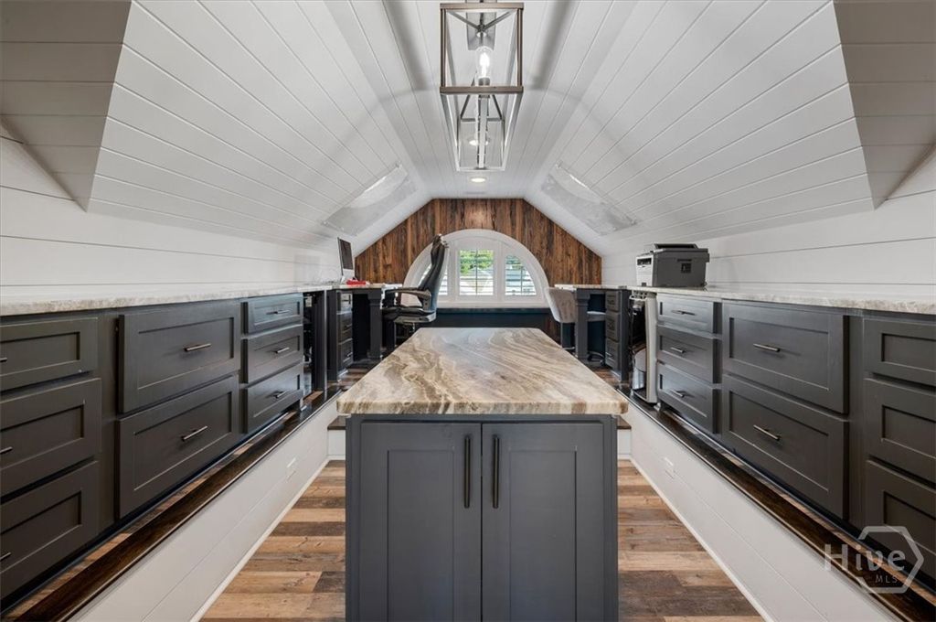 Image 39 of property listing at 2 Misty Marsh Drive, Savannah, GA 31419