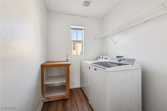 1622 Victor Hugo Lane, Las Vegas, NV 89115