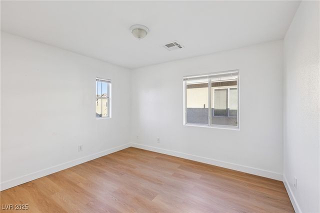 1622 Victor Hugo Lane, Las Vegas, NV 89115