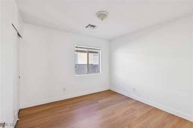 1622 Victor Hugo Lane, Las Vegas, NV 89115