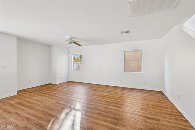 1622 Victor Hugo Lane, Las Vegas, NV 89115