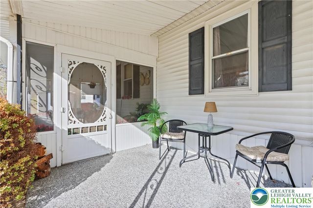 2 Hickory Hills Drive, Moore Twp, PA 18014