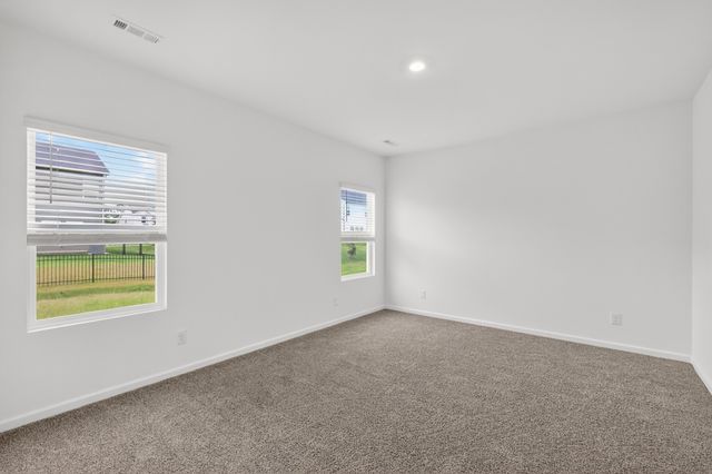 4909 Russell David Dr, Murfreesboro, TN 37129