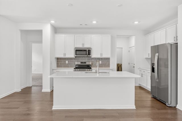 4909 Russell David Dr, Murfreesboro, TN 37129