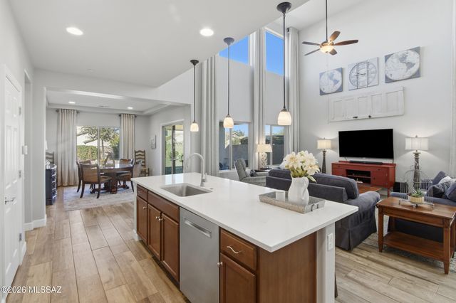 11015 E White Sage Drive, Tucson, AZ 85747