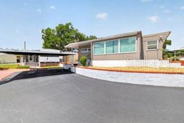 3896 PICCIOLA 224, Fruitland Park, FL 34731